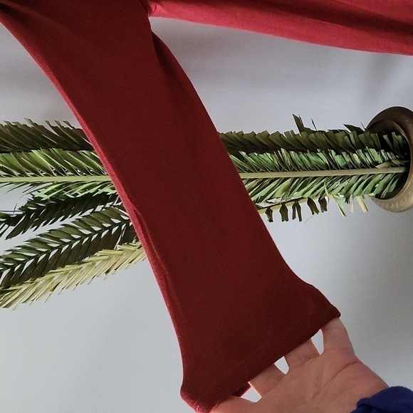 Roaman's asymmetrical dark red dramatic sleeve tunic - Picture 8 of 12